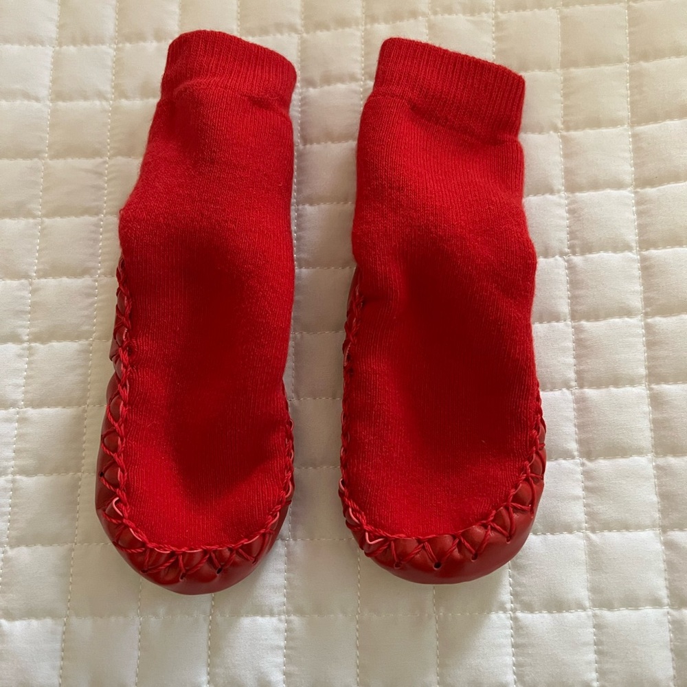 Hanna Andersson Slipper Moccasins In Red Size 1 - 2 or 0-6 Months